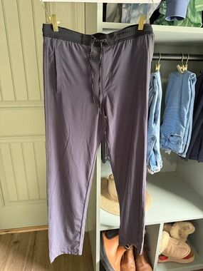 Anetik Men's Featherweight Drawstring Pants - Gray